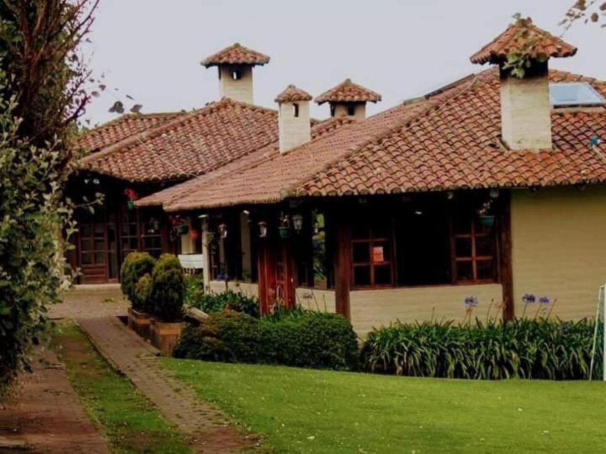 Hacienda El Rejo Villa Machachi Екстериор снимка